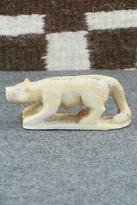 Mountain Lion Zuni Fetish Carving - Derrick Kaamasee