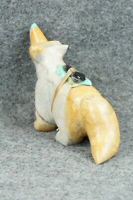 Wolf Zuni Fetish Carving - Enrike Leekya