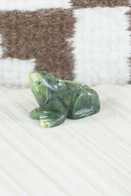 Frog Zuni Fetish Carving - Rosella Soseeah