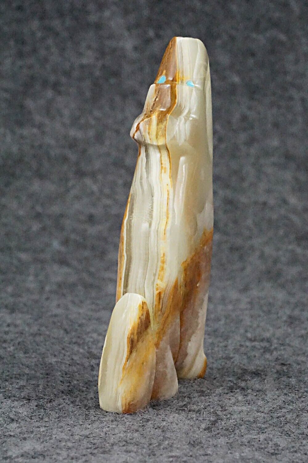 Coyote Zuni Fetish Carving - Rodney Laiwakete