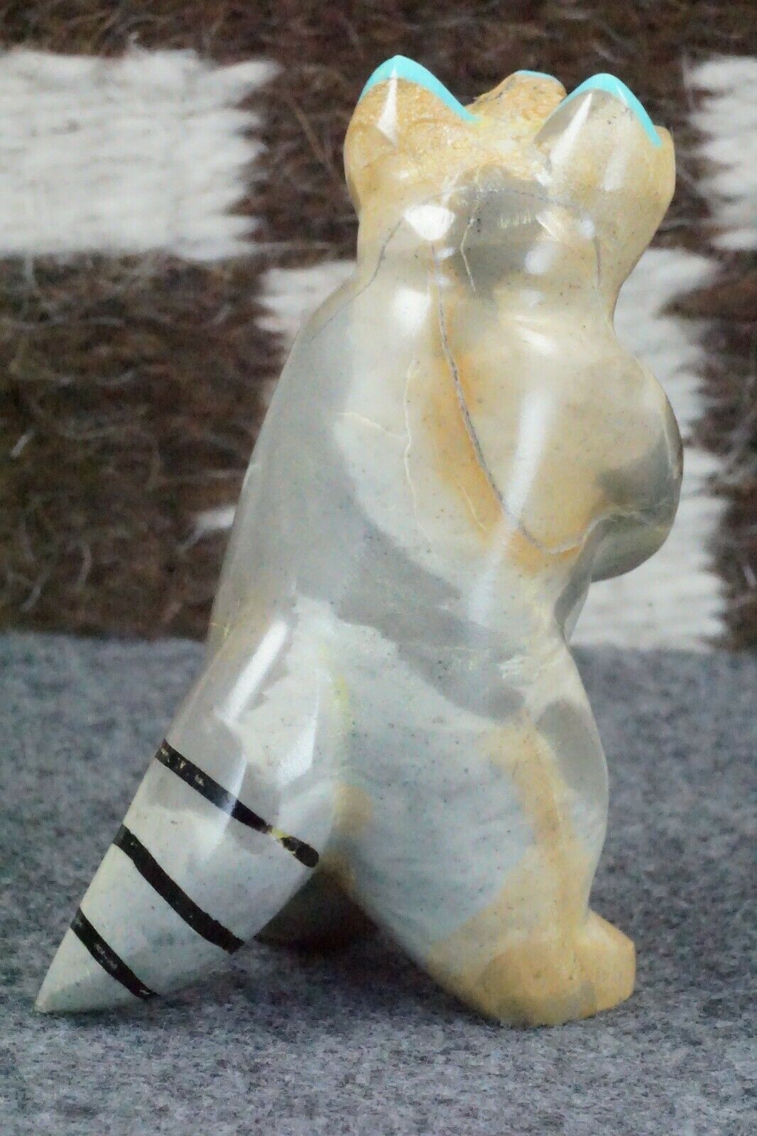 Raccoon Zuni Fetish Carving - Enrike Leekya