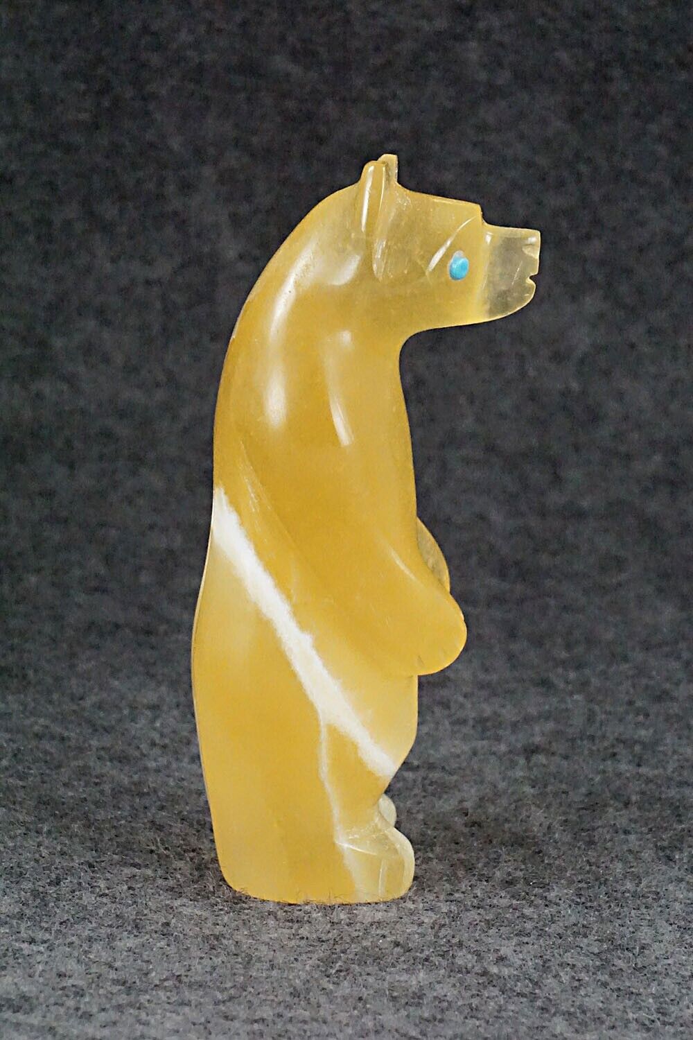 Bear Zuni Fetish Carving - Ronnie Lunasee