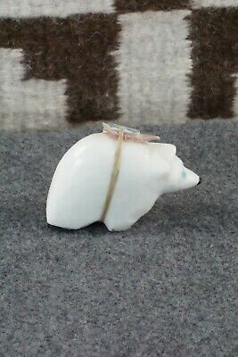 Bear Zuni Fetish Carving - Delvin Leekya