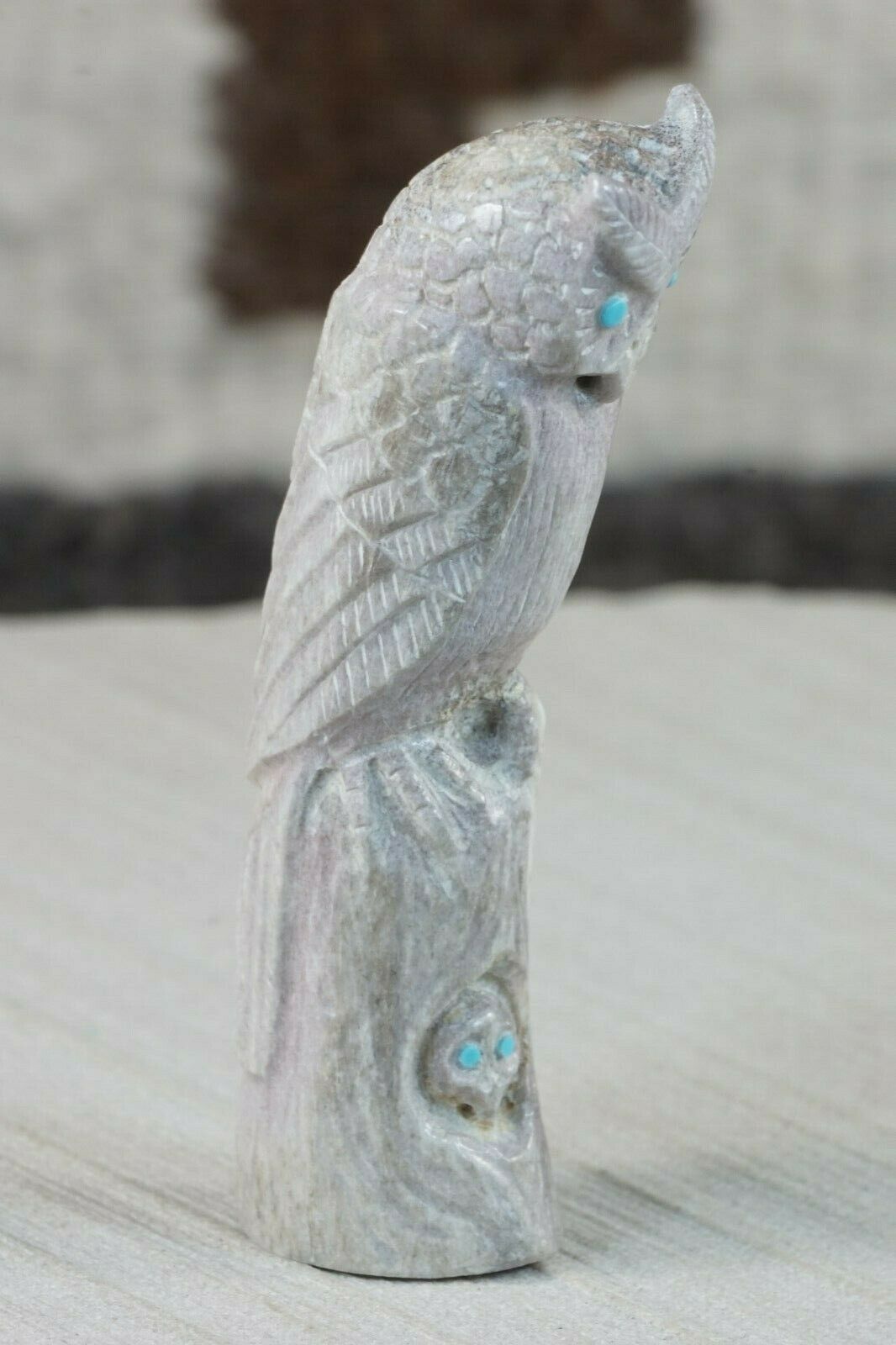 Owl Zuni Fetish Carving - Derrick Kaamasee - High Lonesome Trading