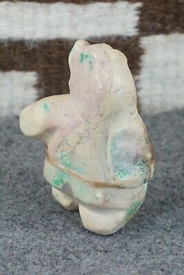 Bear Zuni Fetish Carving - Ariane Quam