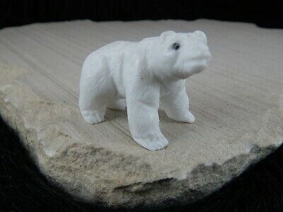 Bear Zuni Fetish Carving - Herbert Him - High Lonesome Trading