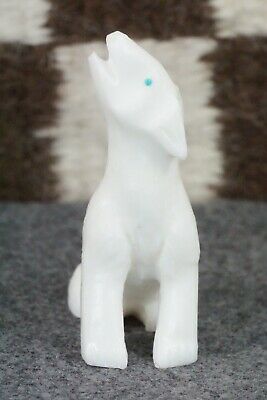 Coyote Zuni Fetish Carving - Derrick Kaamasee