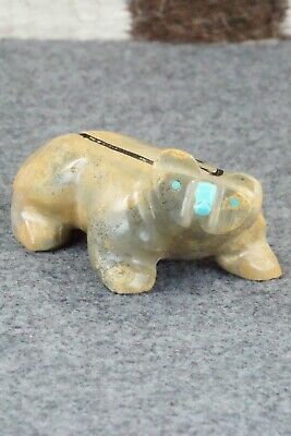 Badger Zuni Fetish Carving - Enrike Leekya