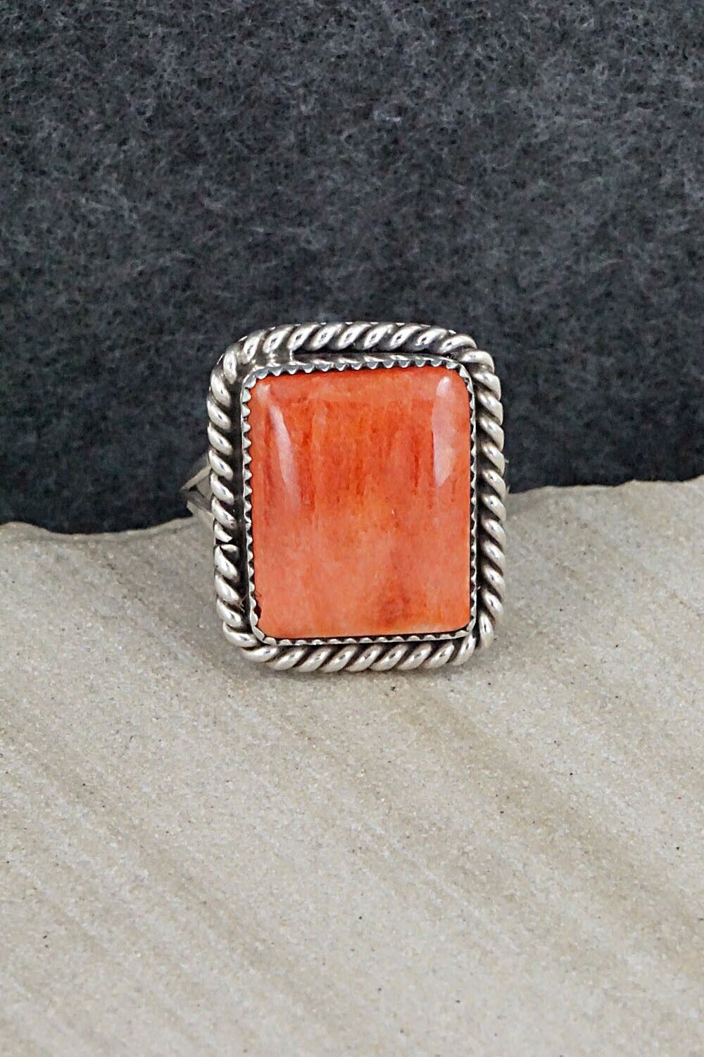 Spiny Oyster & Sterling Silver Ring - Benjamin Martinez - Size 9.25