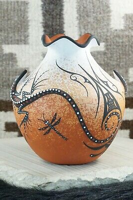 Zuni Pottery - Deldrick Cellicion