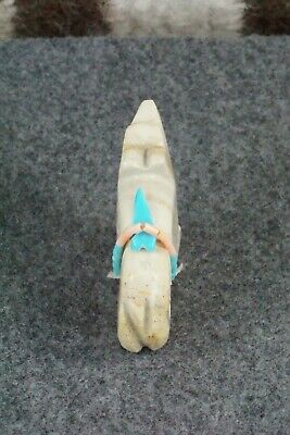Bear Zuni Fetish Carving - Luey Cooeyate