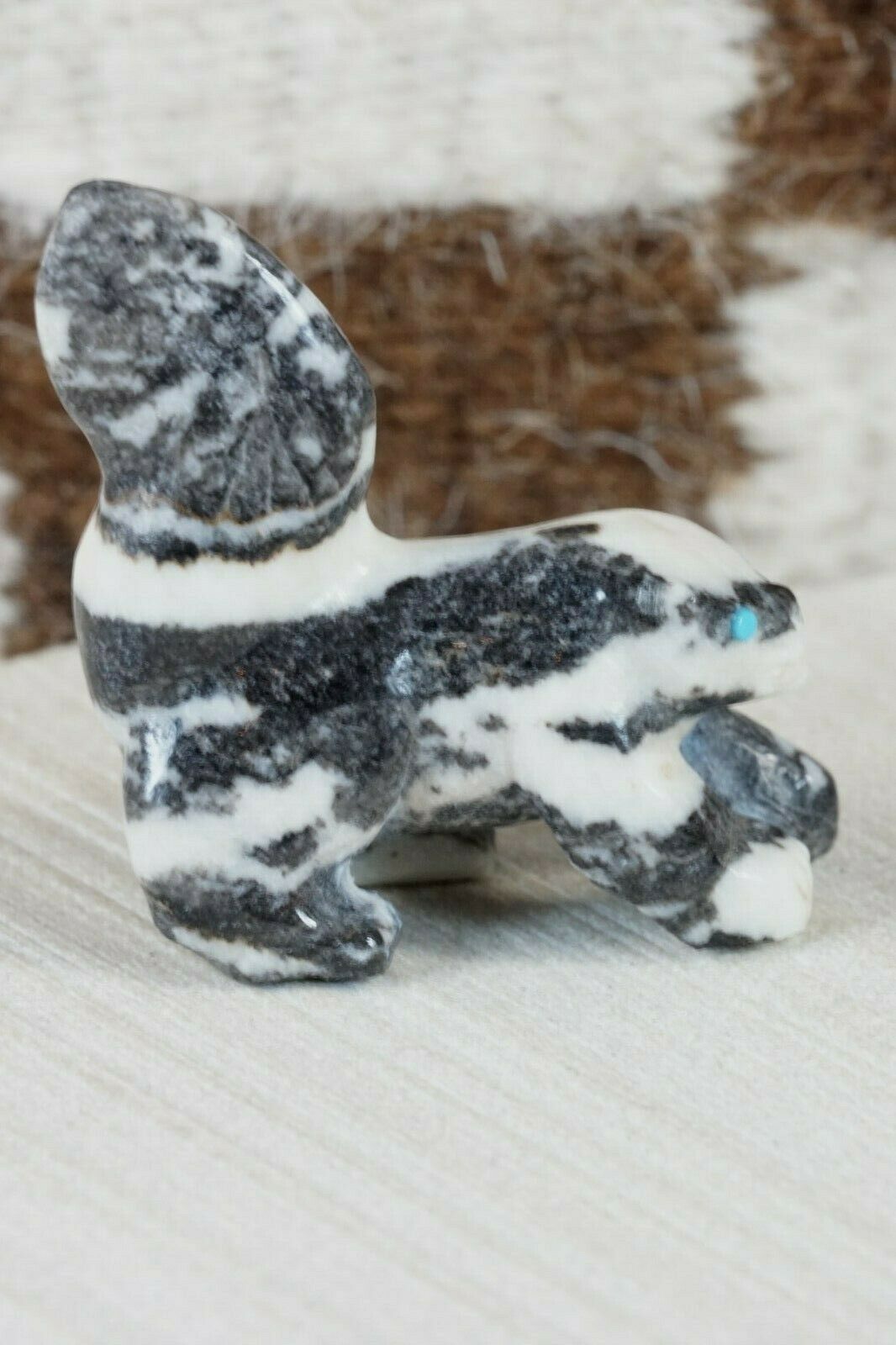 Badger Zuni Fetish Carving - Derrick Kaamasee - High Lonesome Trading