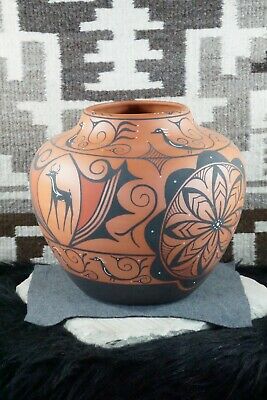 Zuni Pottery - Priscilla Peynetsa