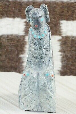 Corn Maiden Zuni Fetish Carving - Derrick Kaamasee