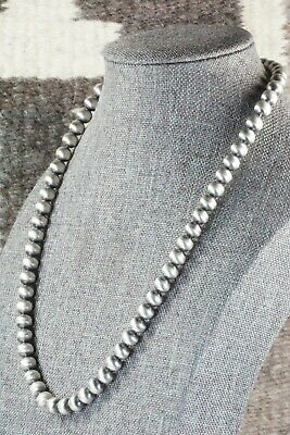 Navajo Pearl Necklace - Jan Mariano