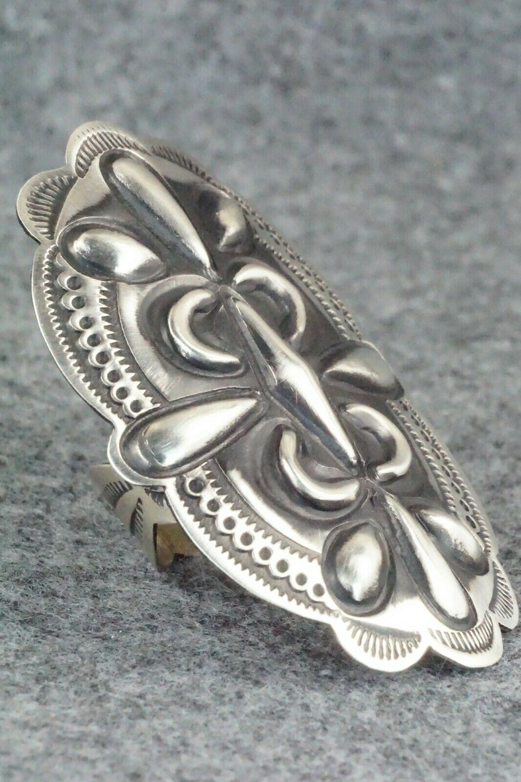 Sterling Silver Ring - Leander Tahe - Size 7.25