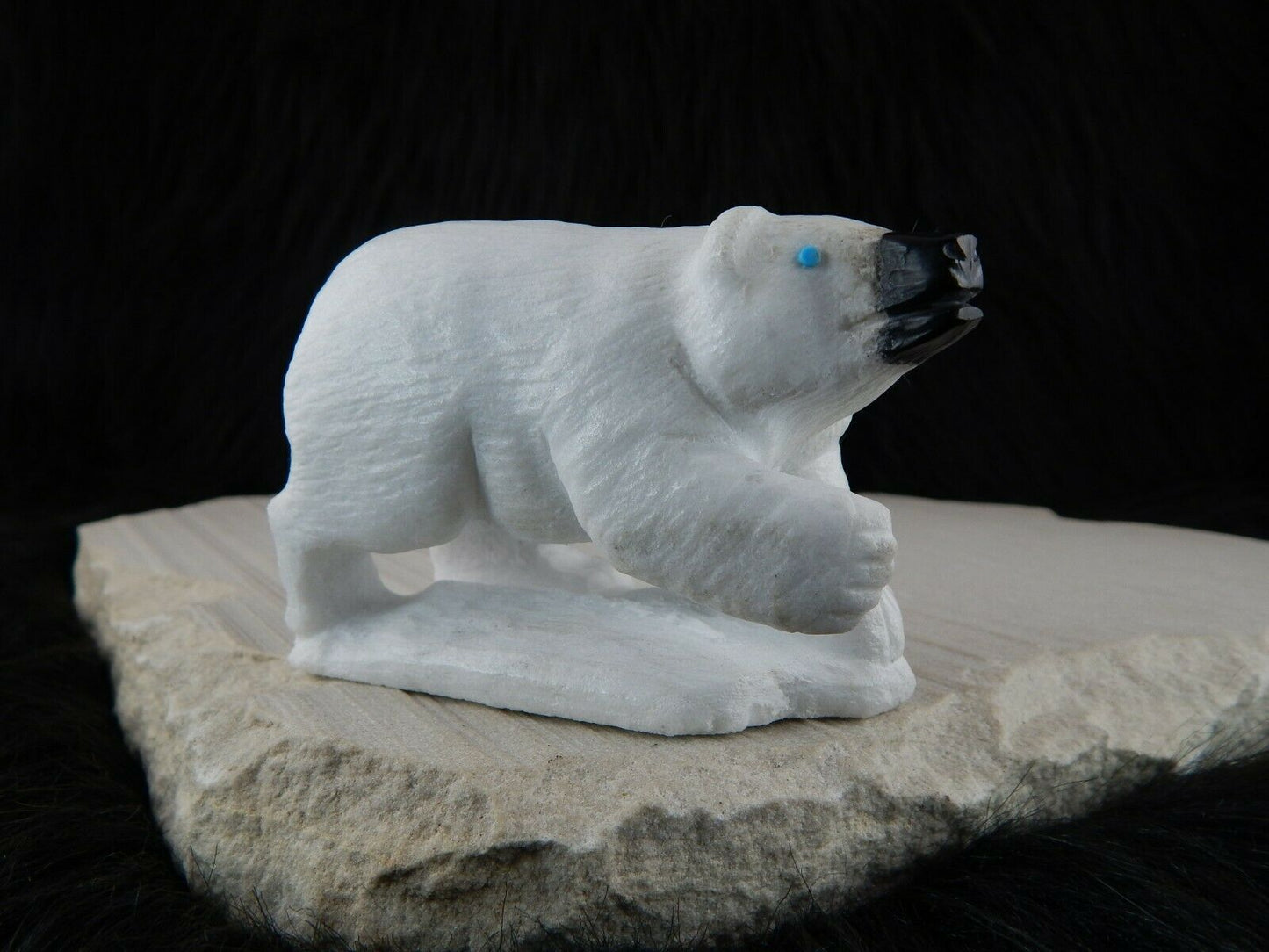 Polar Bear Zuni Fetish Carving - Derrick Kaamasee - High Lonesome Trading