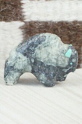 Buffalo Zuni Fetish Carving - Kevin Quam