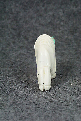 Buffalo Zuni Fetish Carving - Kevin Quam