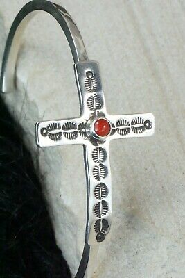 Coral & Sterling Silver Bracelet - Thomas Valencia