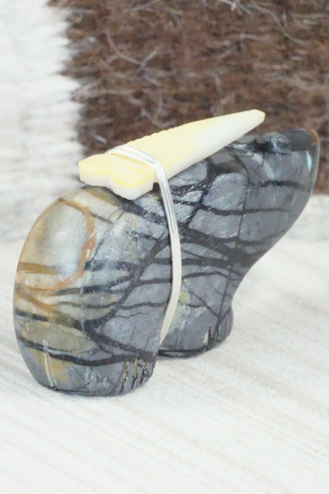 Bear Zuni Fetish Carving - Darrin Boone - High Lonesome Trading