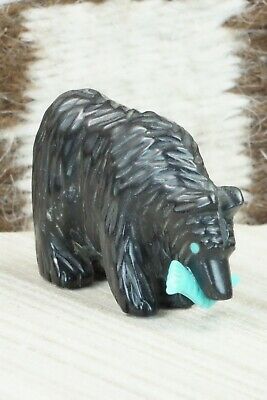 Bear Zuni Fetish Carving - Andres Quandelacy