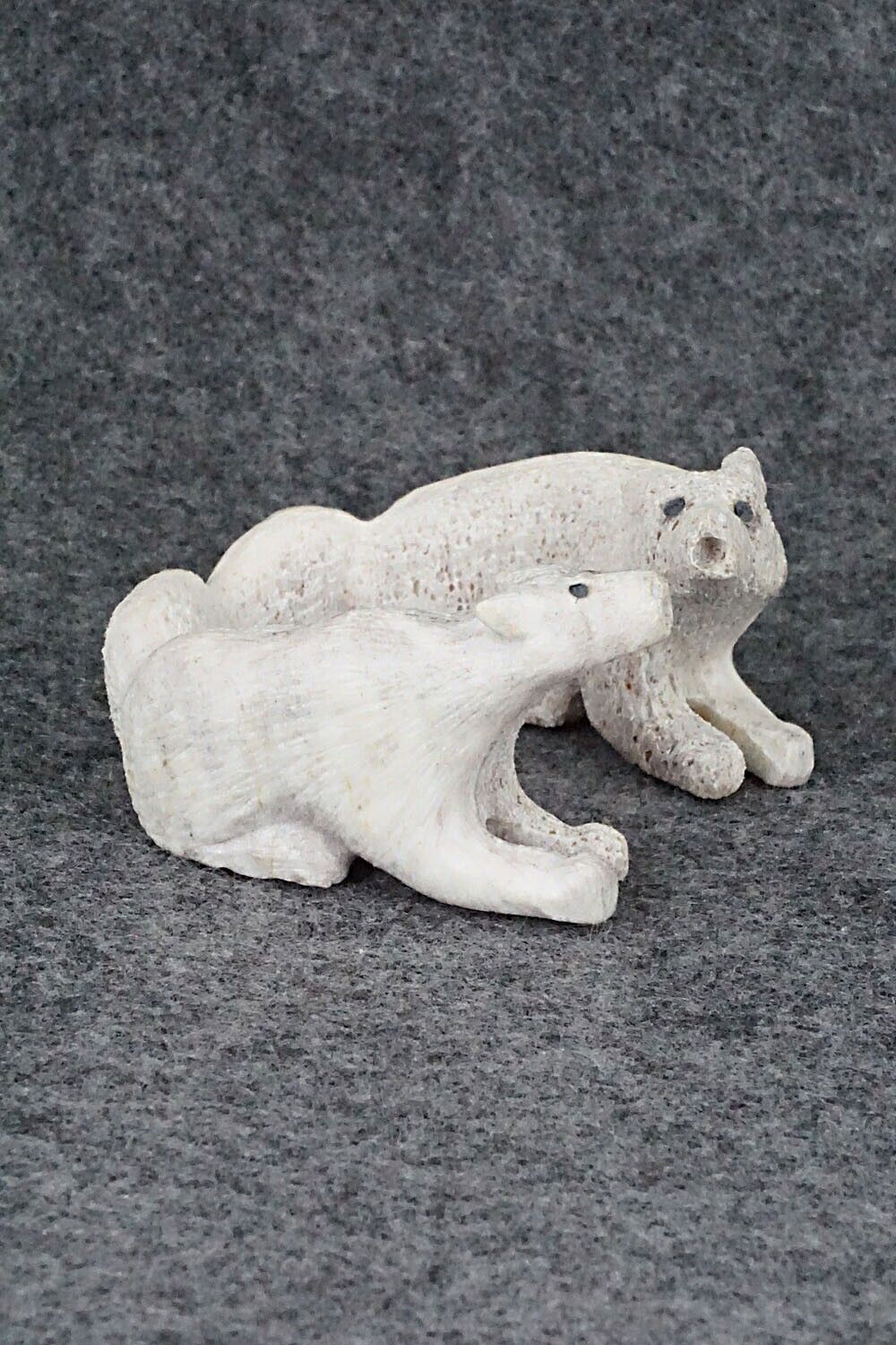 Wolf Zuni Fetish Carving - Maxx Laate