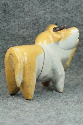 Bull Zuni Fetish Carving - Enrike Leekya