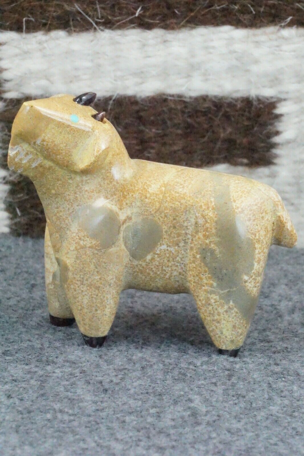 Goat Zuni Fetish Carving - Enrike Leekya
