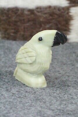 Bird Zuni Fetish Carving - Edison Bobelu