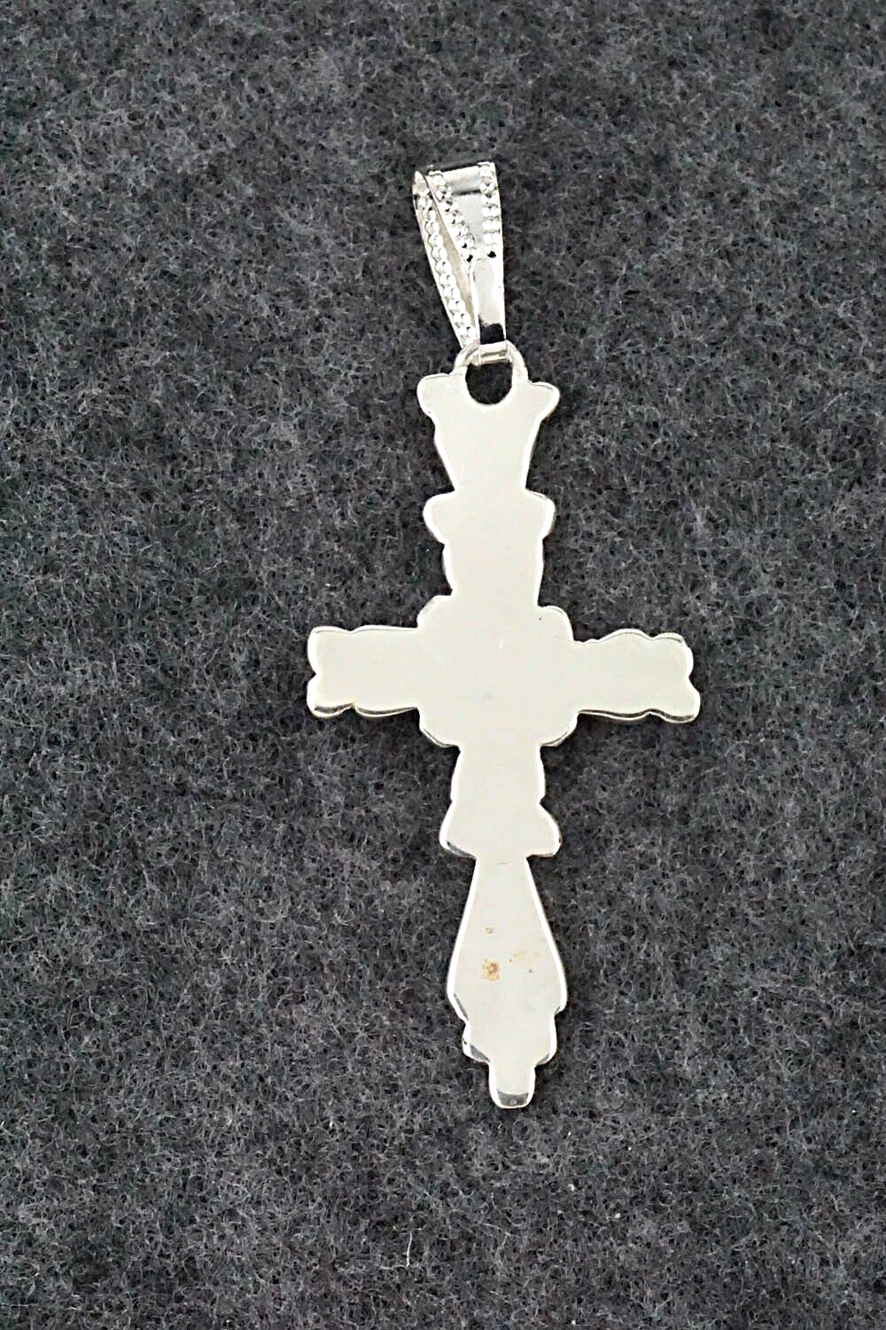 Turquoise & Sterling Silver Pendant - Florabelle Shebola