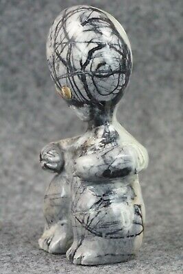 Alien Zuni Fetish Carving - Jonas Hustito