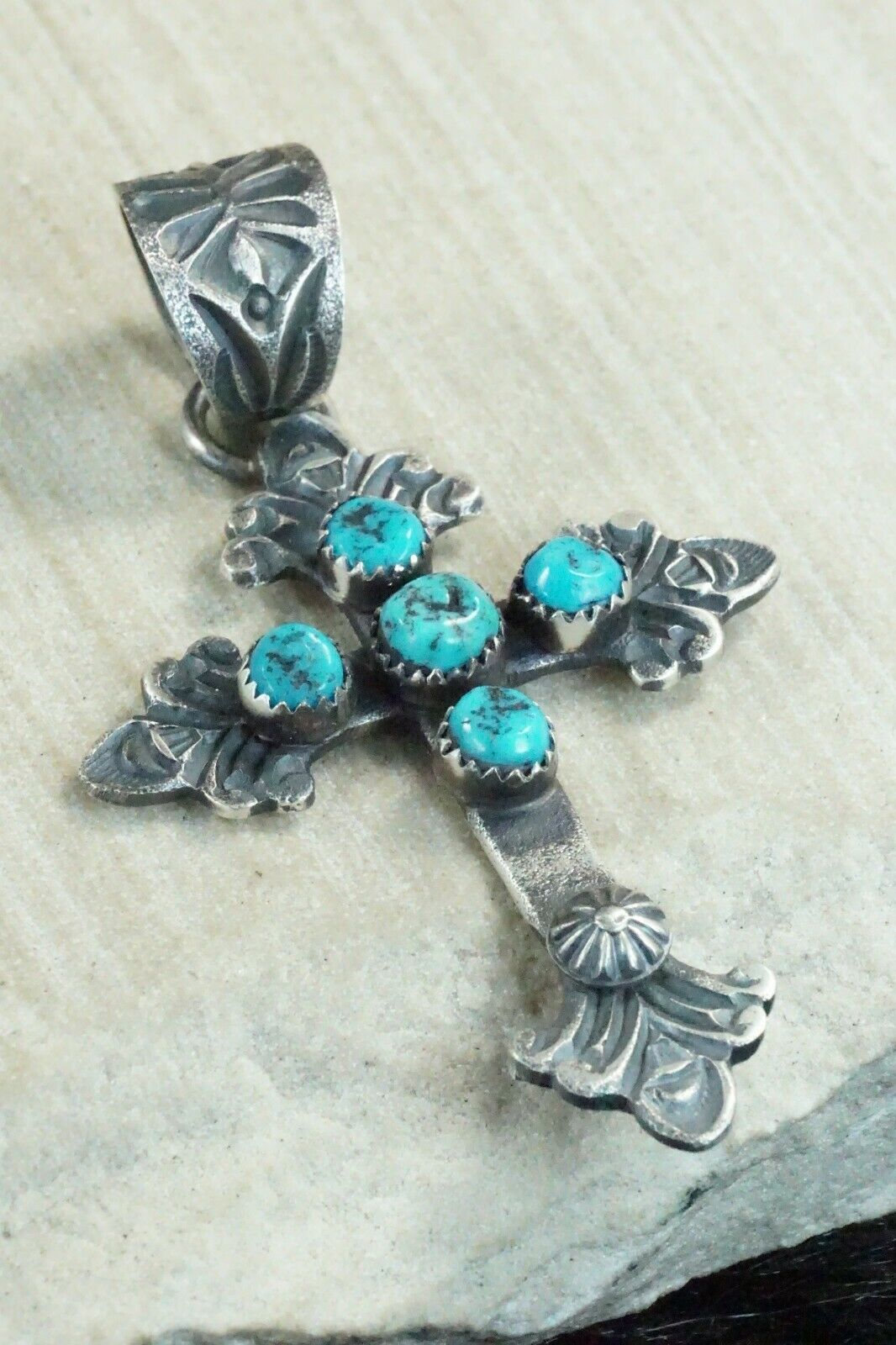 Turquoise and Sterling Silver Pendant - Eva & Linberg Billah
