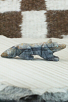 Wolf Zuni Fetish Carving - Tony Mackel