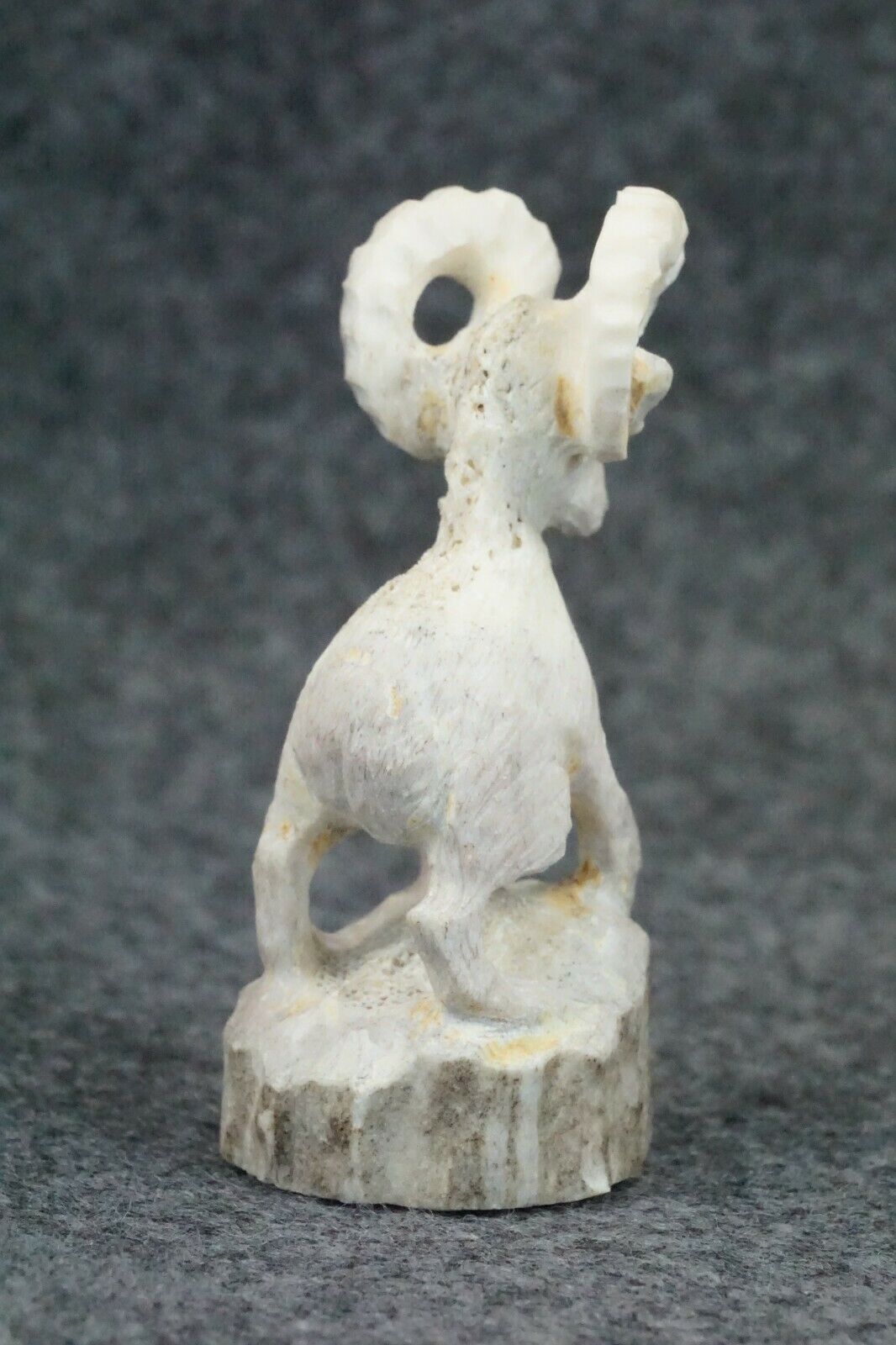 Ram Zuni Fetish Carving - Lewis Malie Jr.