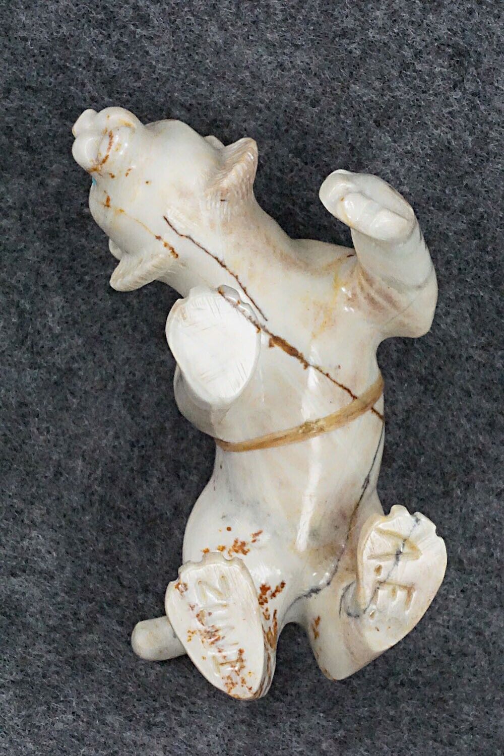 Bobcat Zuni Fetish Carving - Albert Eustace