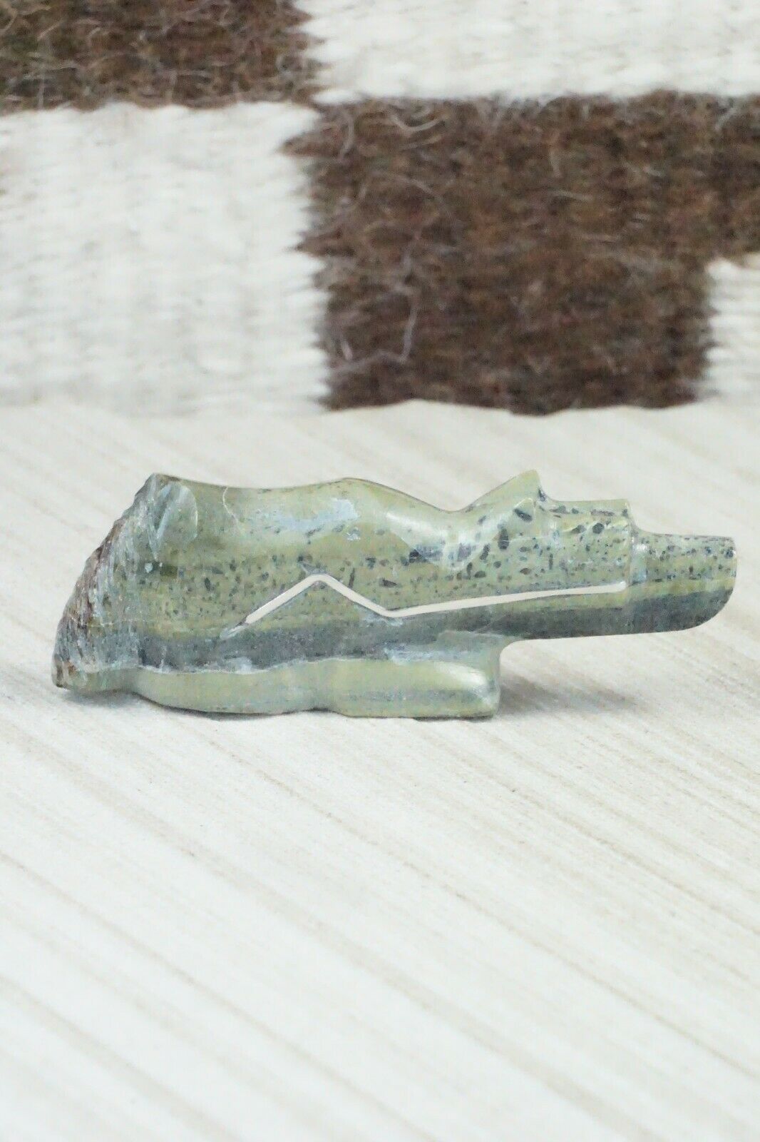 Bear Zuni Fetish Carving - Kenny Chavez