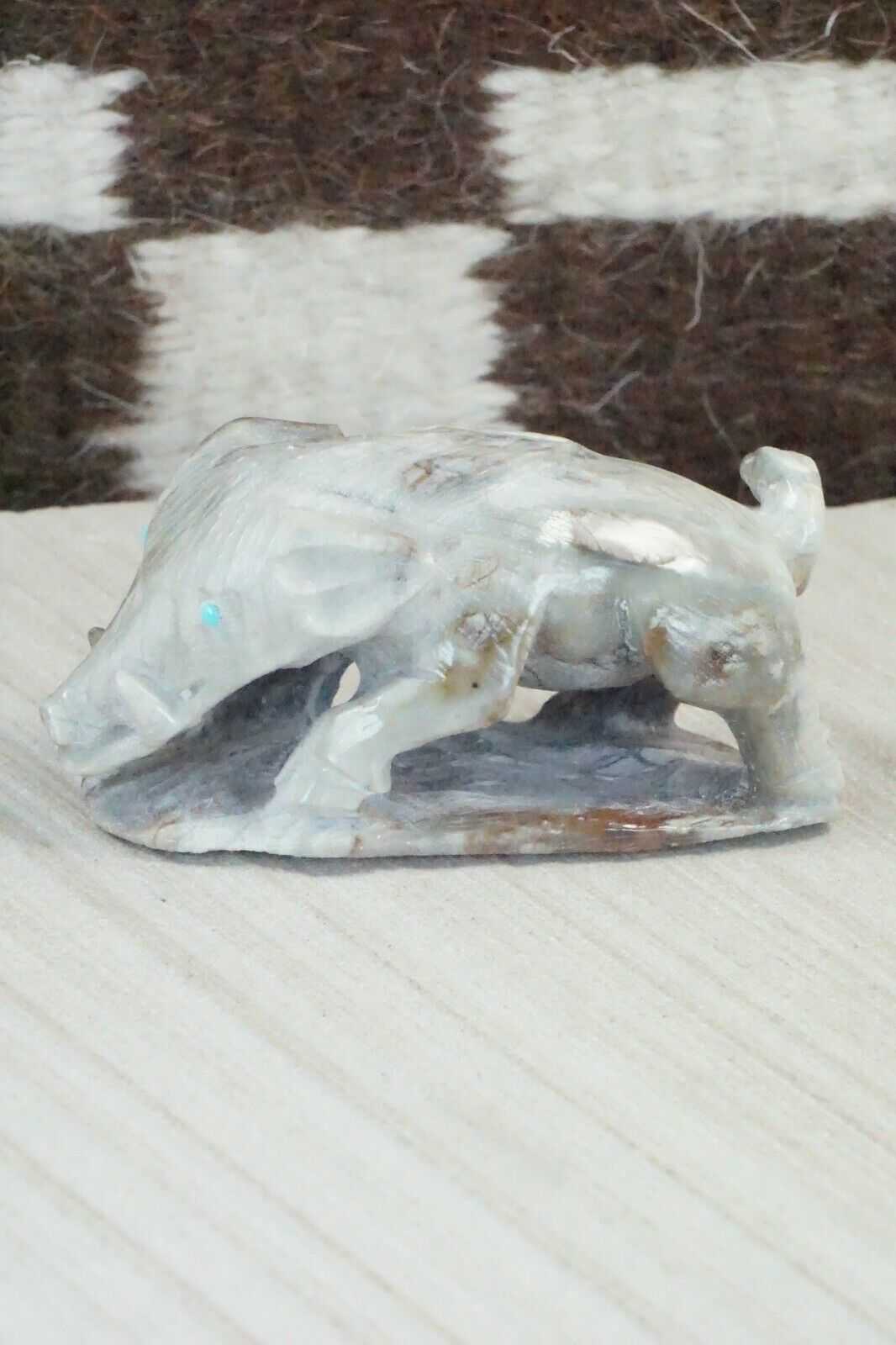 Boar Zuni Fetish Carving - Derrick Kaamasee