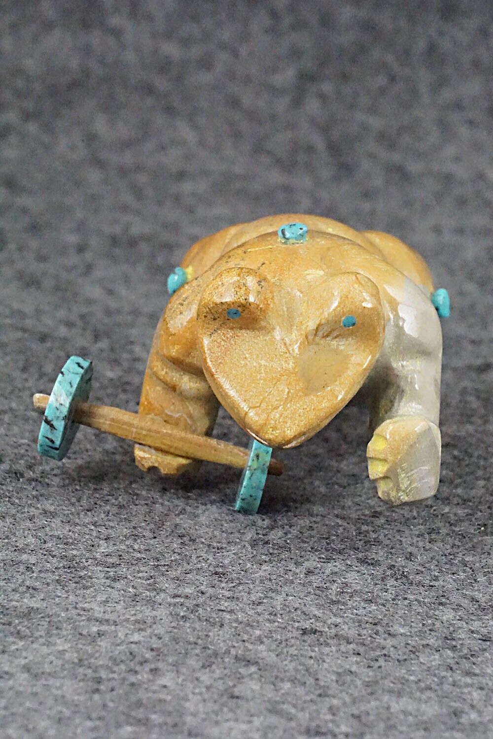 Frog Zuni Fetish Carving - Enrike Leekya