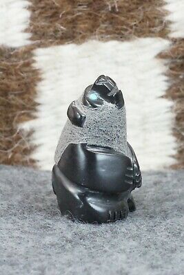 Bear Zuni Fetish Carving - Reynold Lunasee