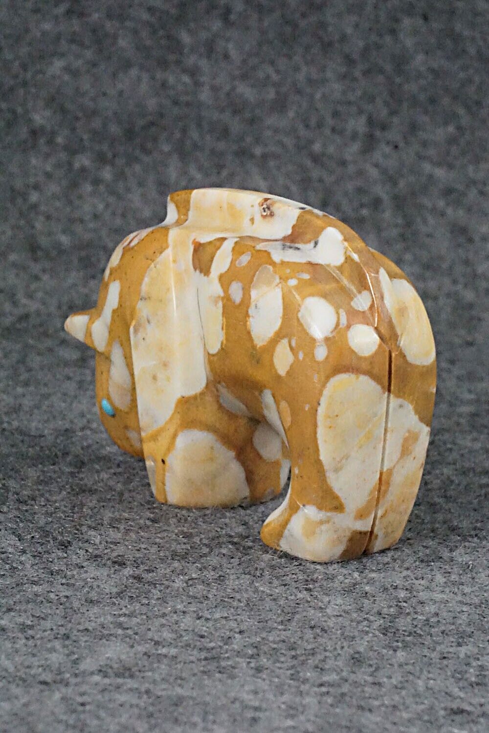 Mountain Lion Zuni Fetish Carving - Ronnie Lunasee