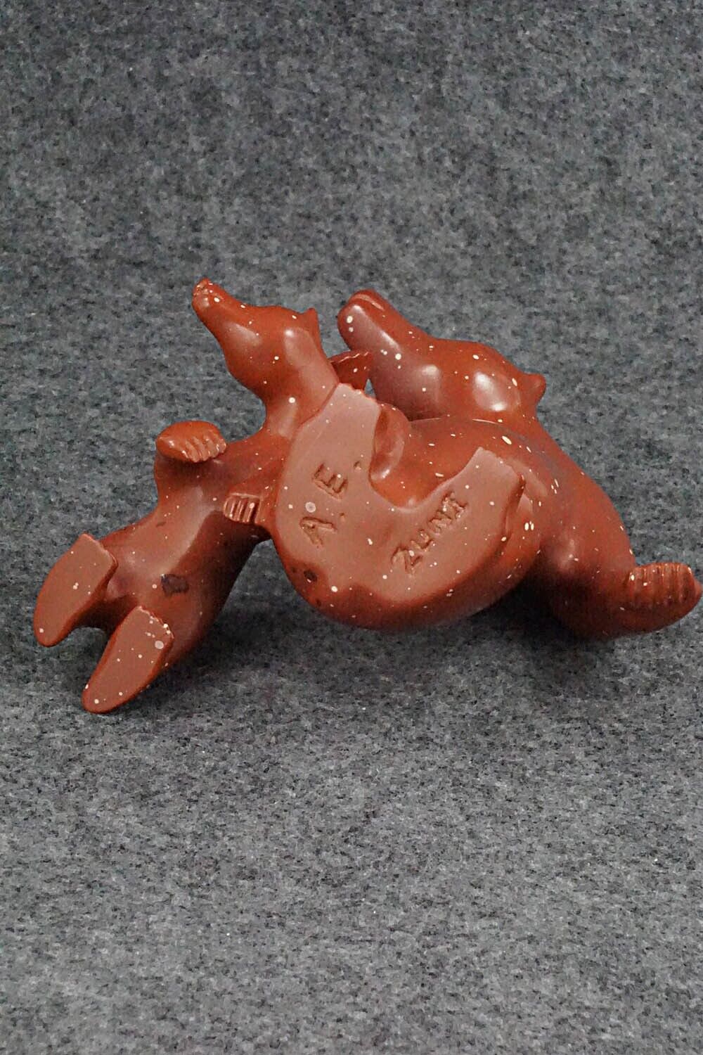 Bear and Cub Zuni Fetish Carving - Albert Eustace