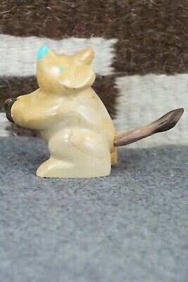 Mouse Zuni Fetish Carving - Enrike Leekya