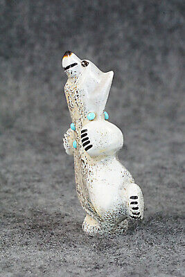 Bear Zuni Fetish Carving - Claudia Peina