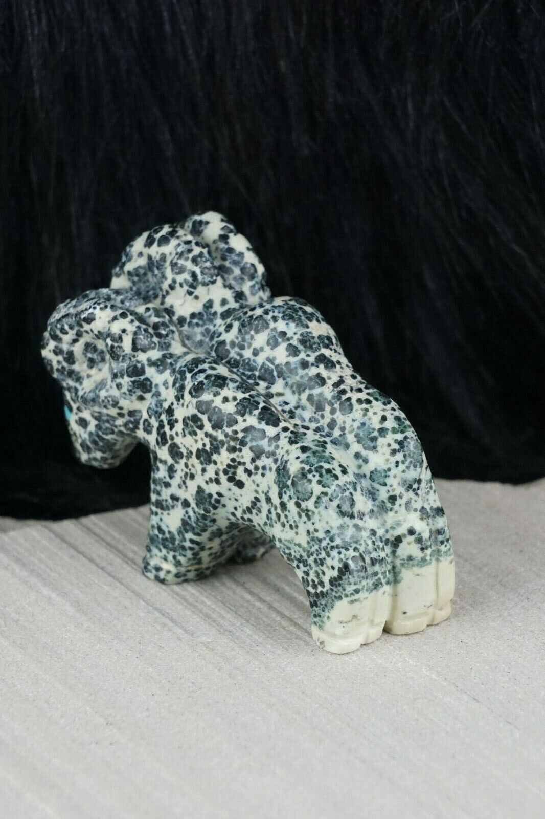 Ram Zuni Fetish Carving - Kevin Quam - High Lonesome Trading