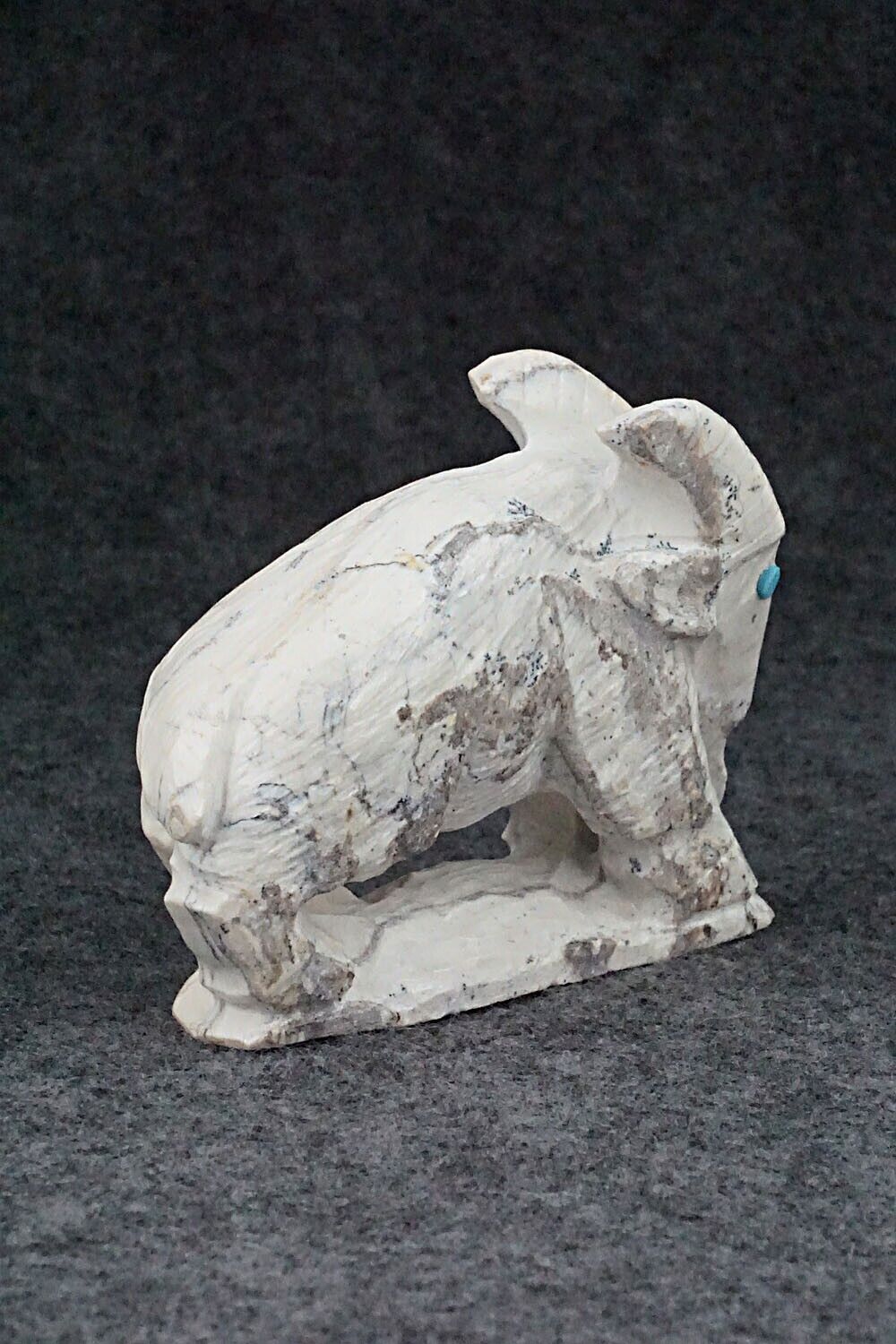 Goat Zuni Fetish Carving - Derrick Kaamasee
