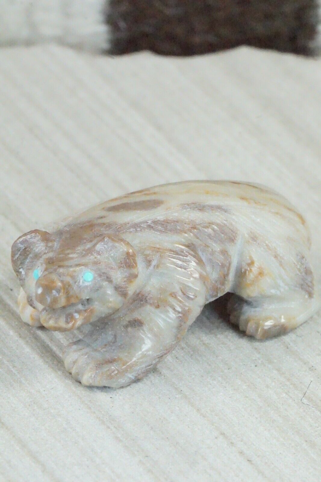 Badger Zuni Fetish Carving - Derrick Kaamasee