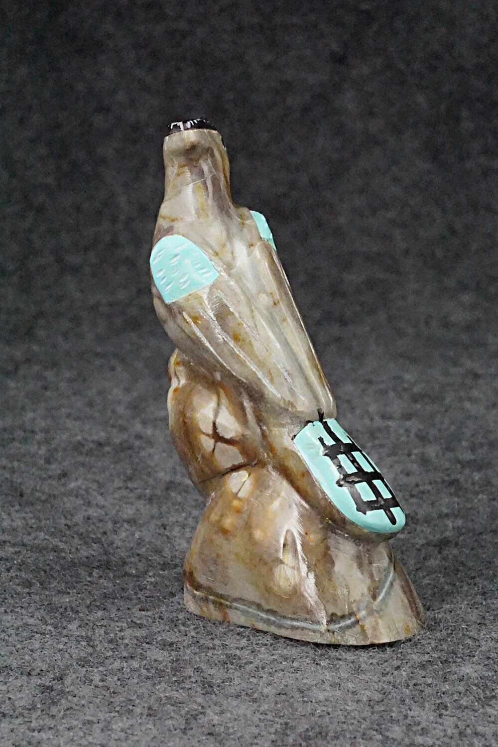 Bird Zuni Fetish Carving - Freddie Leekya