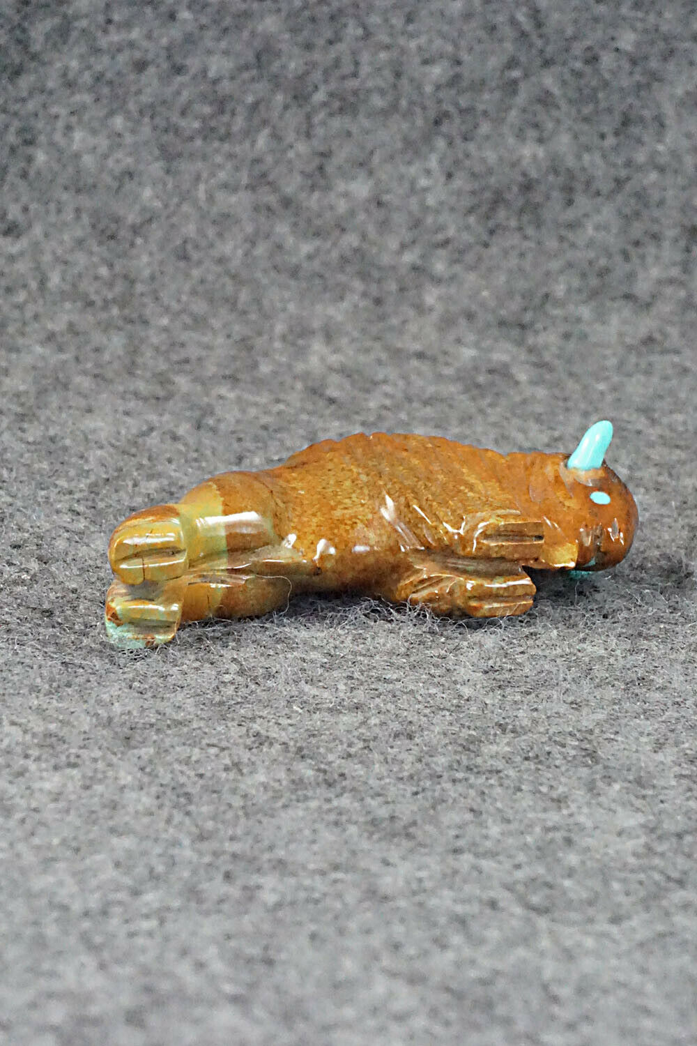 Buffalo Zuni Fetish Carving - Andres Quandelacy