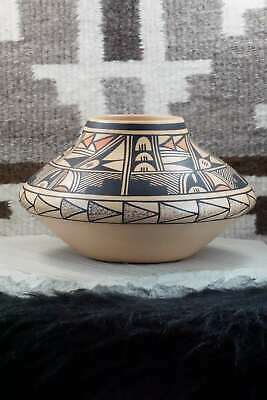 Hopi Pottery - Alta Yesslith